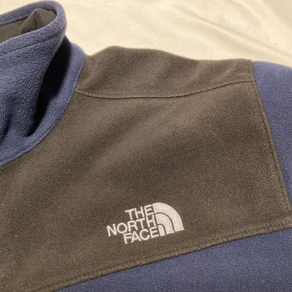 The North Face Blue and Black Suede Fleece Jacket - Picture 5 of 9